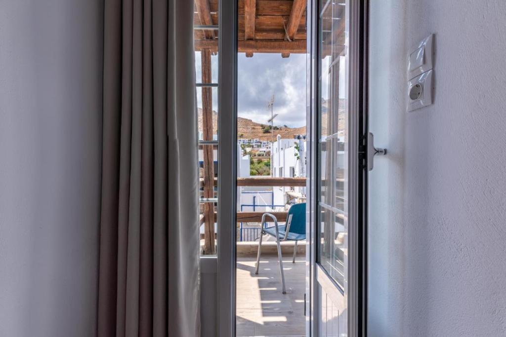 Vassilia On The Beach Serifos Livadakia ภายนอก รูปภาพ